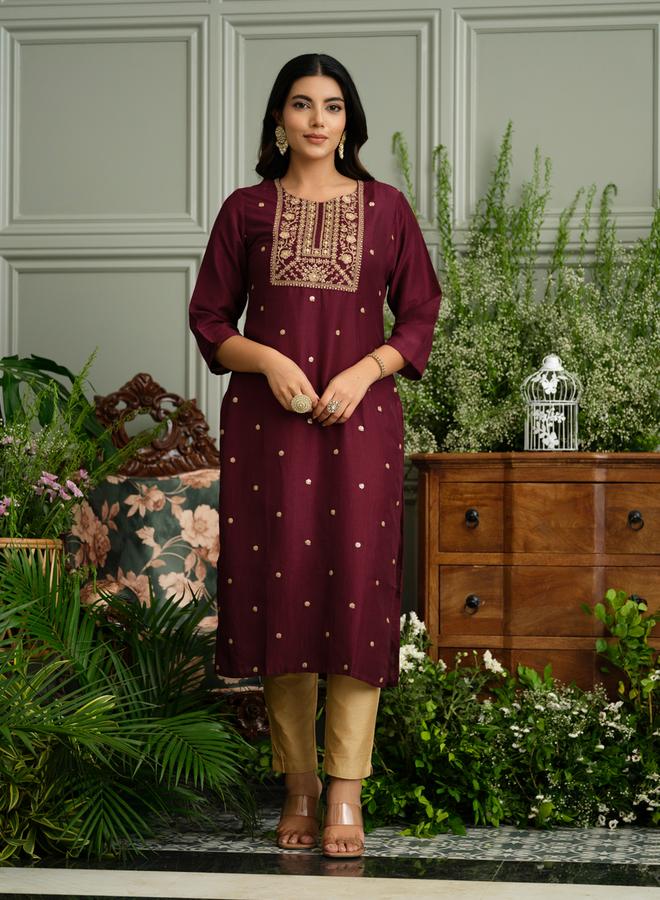 DW Women Floral Embroidered Sequined Raw Silk Kurta - Image 5